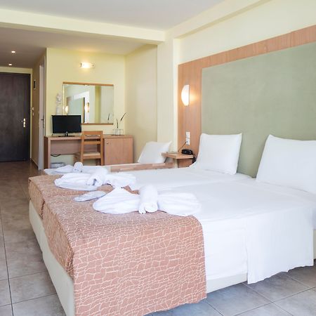Hotel Punta ภายนอก รูปภาพ
