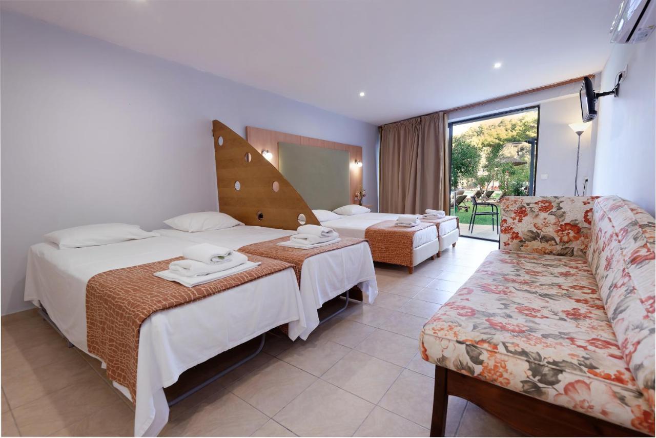 Hotel Punta ภายนอก รูปภาพ